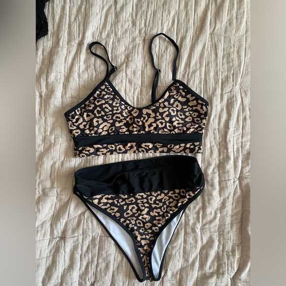Black Band Leopard Bikini - Picture 2 of 5